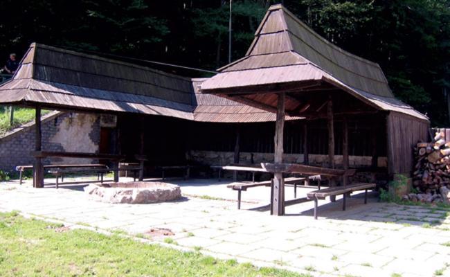 Horsky Hotel Eva Svaty Jur Bagian luar foto